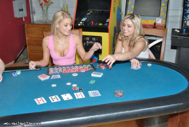 20P Pictures of Nikki and Marlie fucking their friend Camille