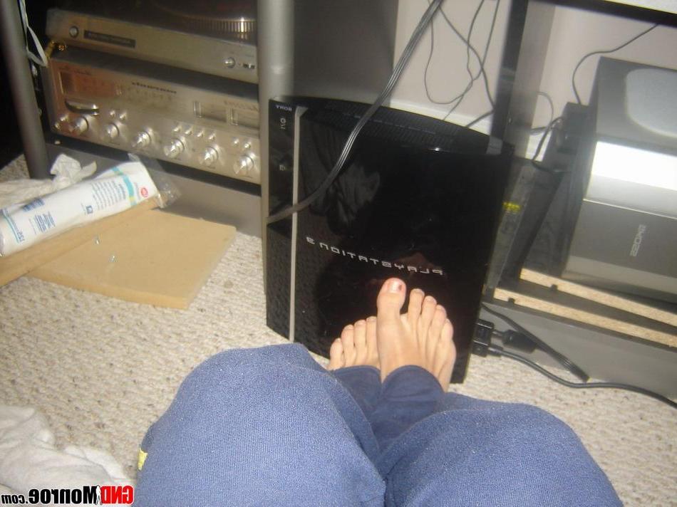 16P Pictures of teen GND Monroe taking hot pics of herself