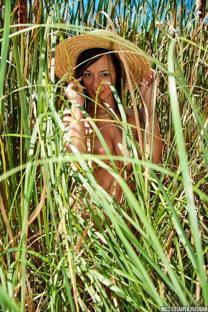 15P Pictures of teen chick Nikki dressed as a hot farmer