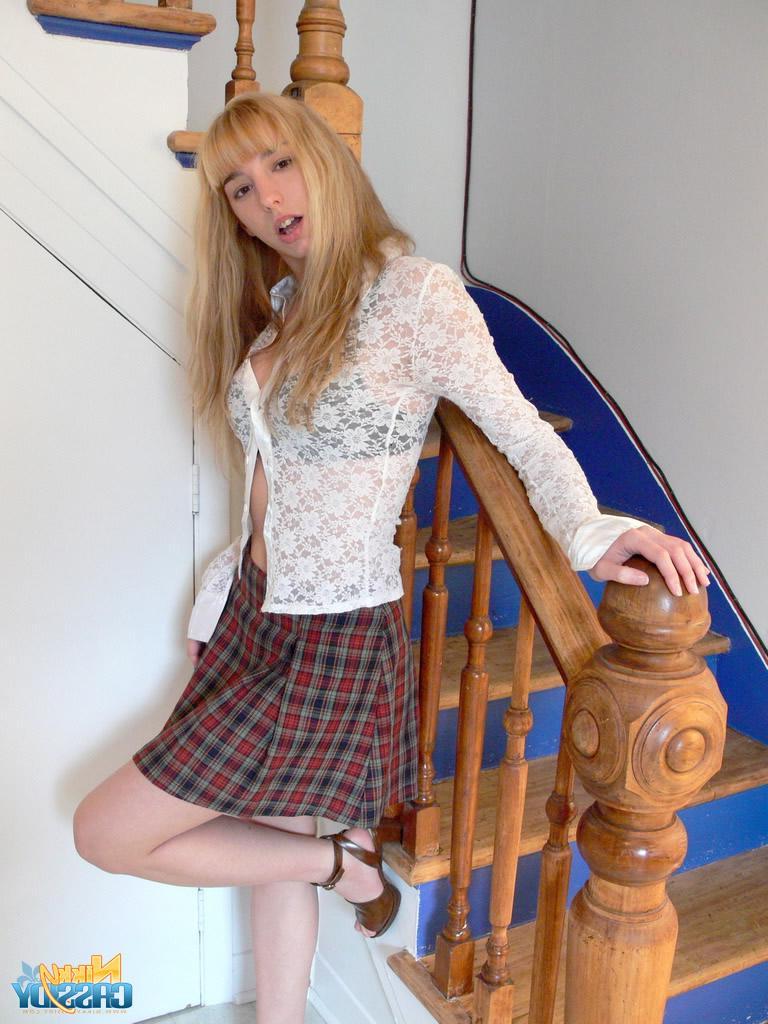 20P Pictures of teen babe Nikky Cassidy masturbating on the stairs