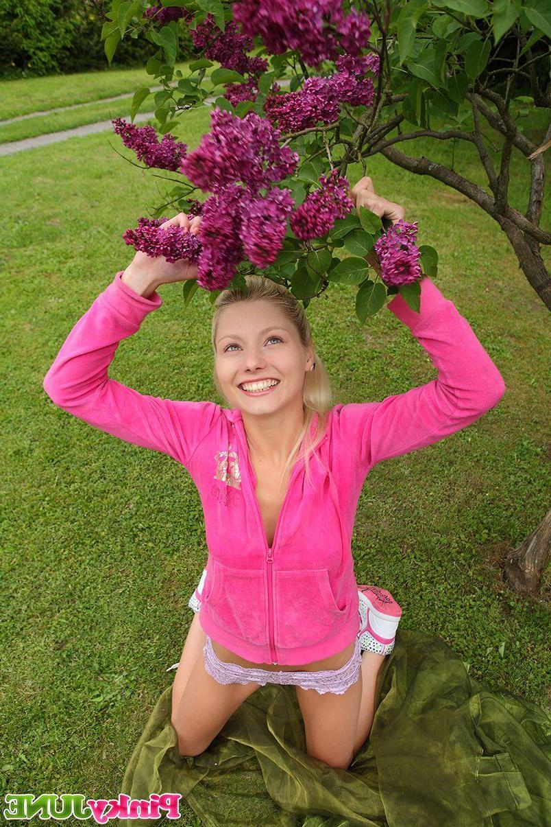 15P Pictures of Pinky June getting hot and horny on her hike