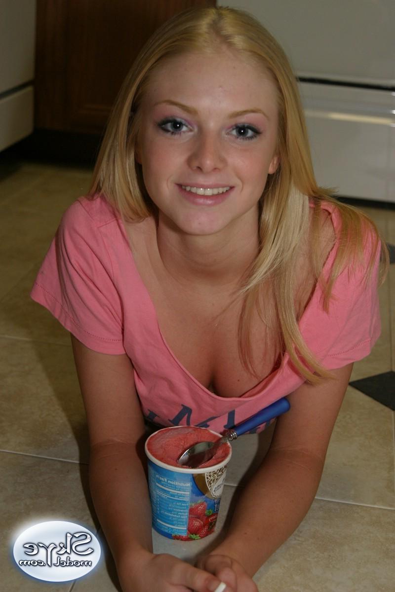 12P Skye loves to tease as she lets her friend look down her shirt while she eats ice cream