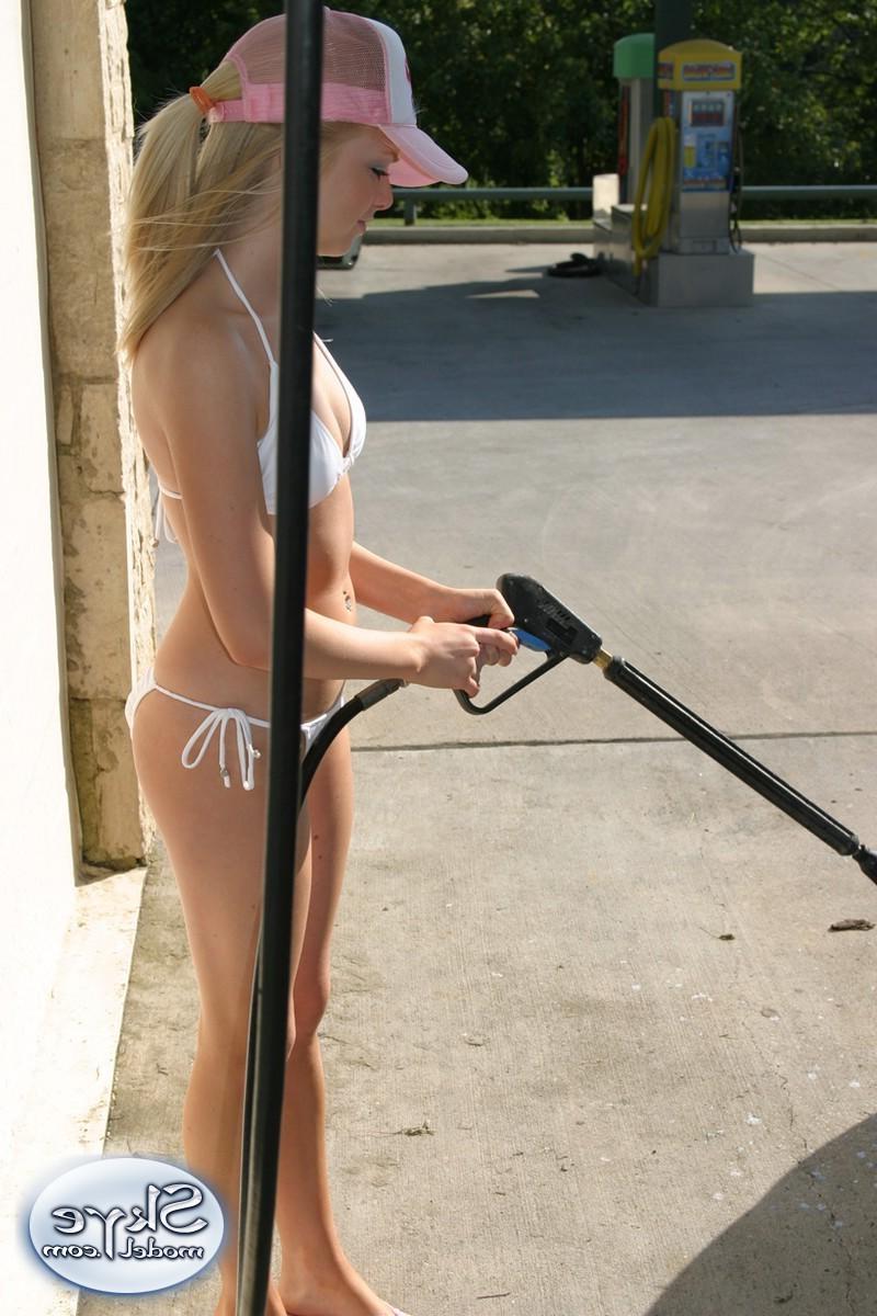 15P Skye washing a car