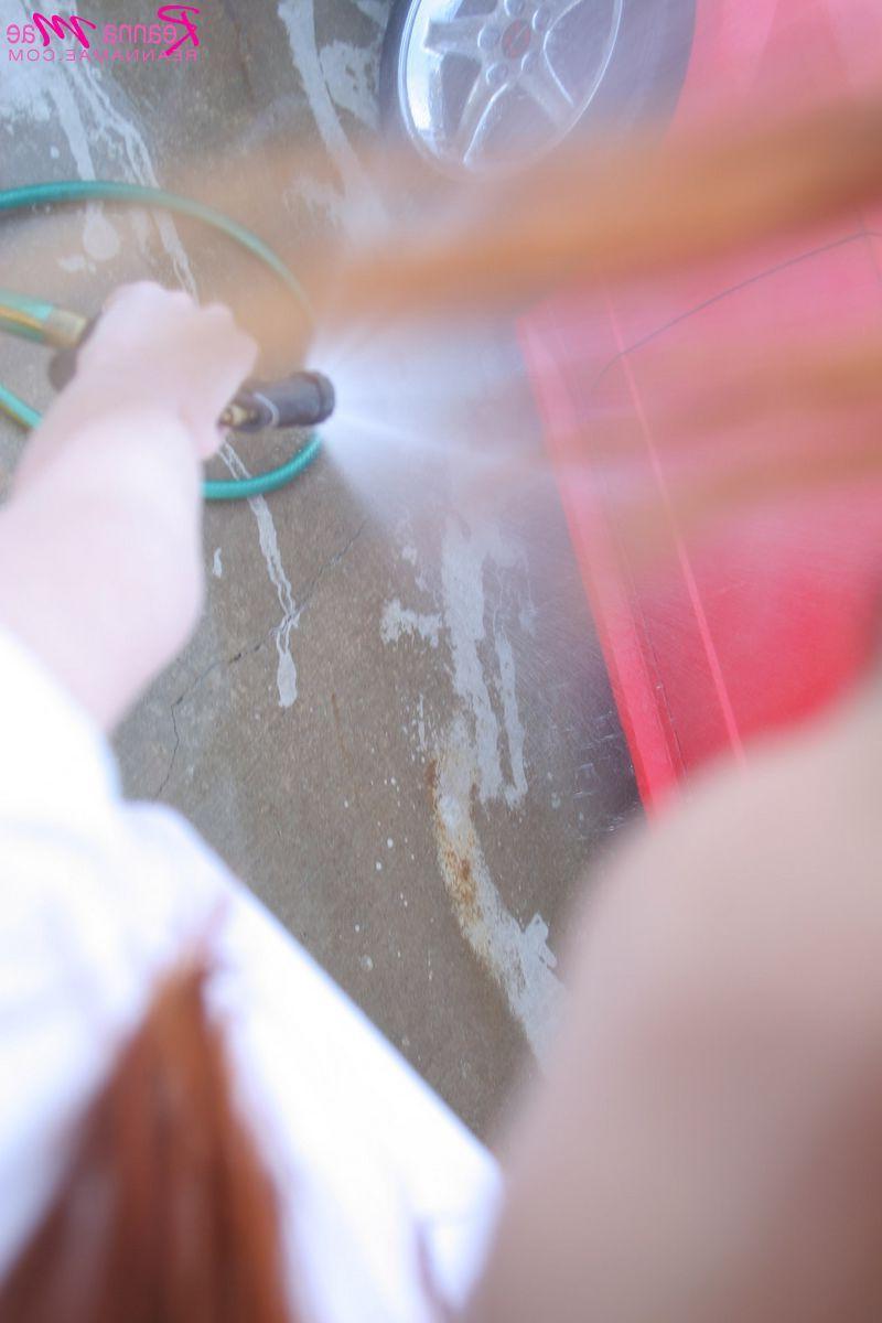 20P Pictures of Reanna Mae washing her car