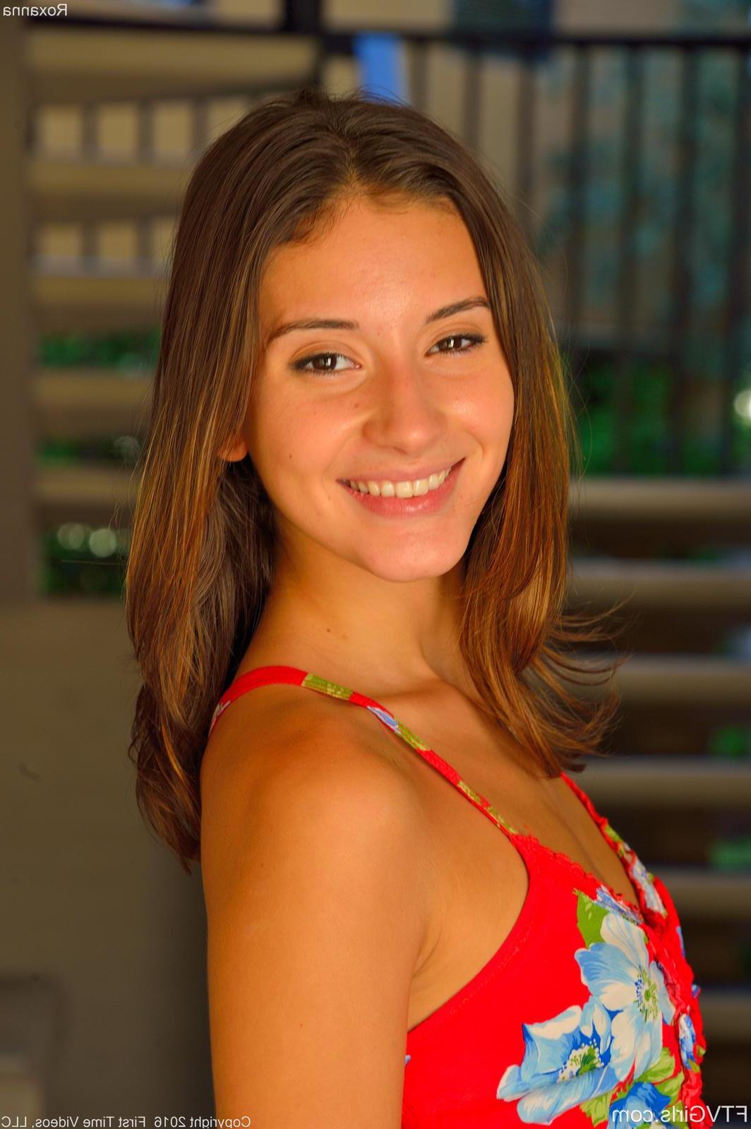 15P Brunette teen Roxanna gets naked outside with a car