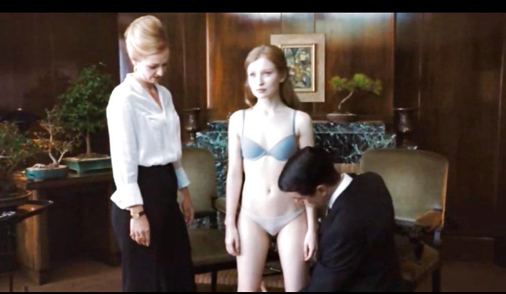 25P Emily browning