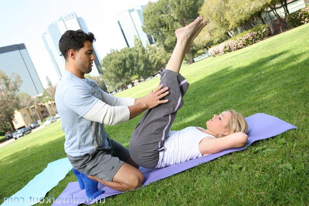 12P Blonde teen Sindee Jennings fucks her yoga instructor