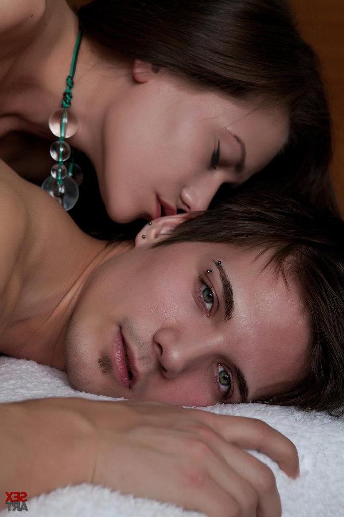 12P Get your fill of raunchy straight sex with the erotic couple, Subil and Tobias, as they fuck passionately on top of the bed.