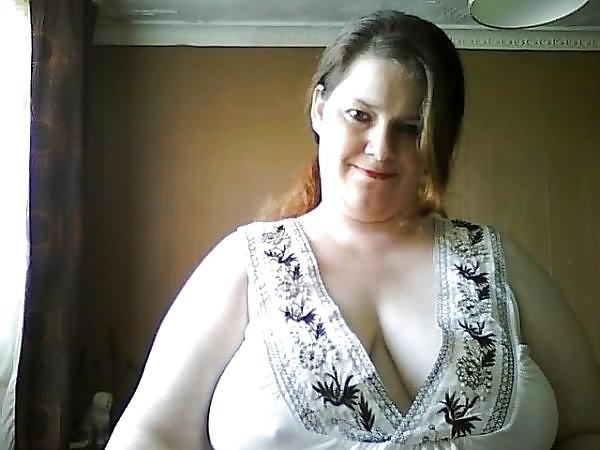 25P Housewife sluts