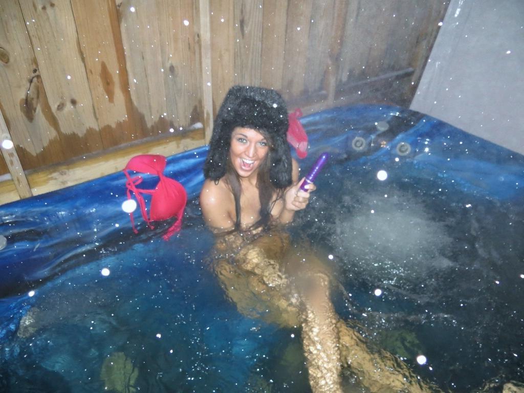 15P Teen hottie Val Midwest invites you to join her in the hot tub