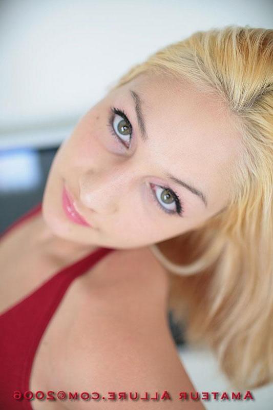 16P Stunning teen Valerie gives a hot pov blowjob and takes cum all over her face