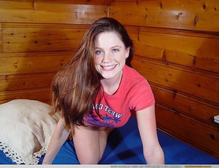20P Pictures of Vicki Model all hot and horny for you