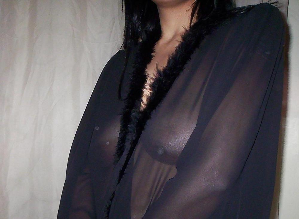 9P Arab Housewife