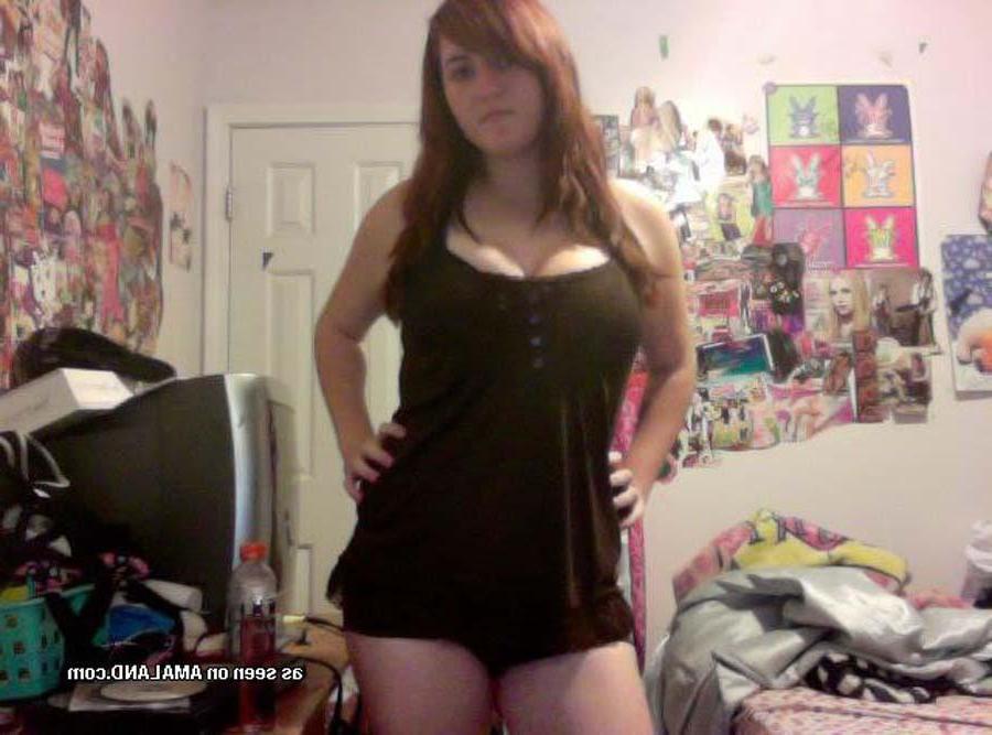 16P Hot collection of a big-tittied honey's selfpics