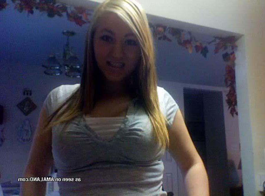 16P Hot collection of a big-tittied honey's selfpics