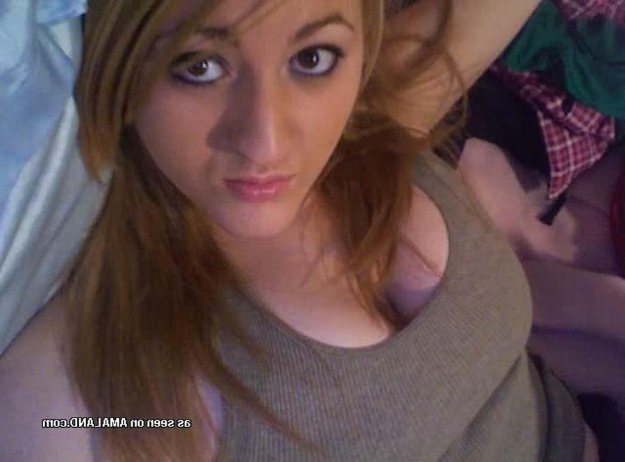 16P Hot collection of a big-tittied honey's selfpics