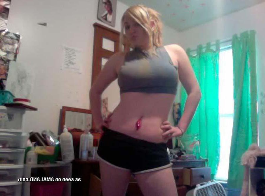 16P Hot collection of a big-tittied honey's selfpics