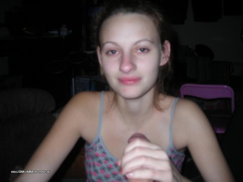 15P Pictures of a super hot horny amateur chick getting jizzed on