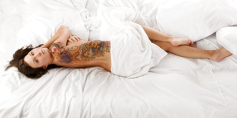 25P Foot & Tatoo