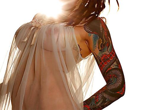 25P Foot & Tatoo