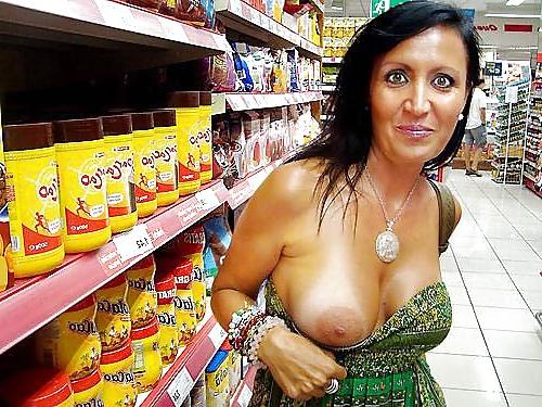 25P Housewife Sluts 133