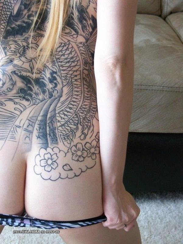 14P Selection of naughty scene girlfriends posing sexy on cam