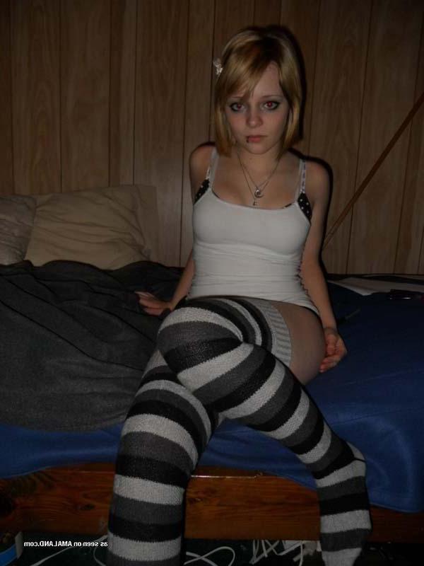 15P Picture gallery of a kinky scene chick enjoying hot sex