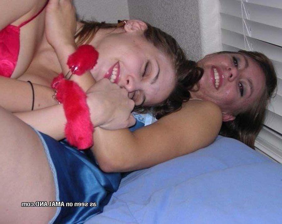 15P Pictures of two hot girlfriends getting it on