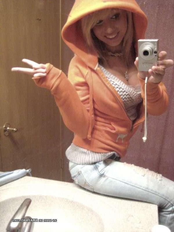 15P Hot self-shots from random amateur blonde cuties