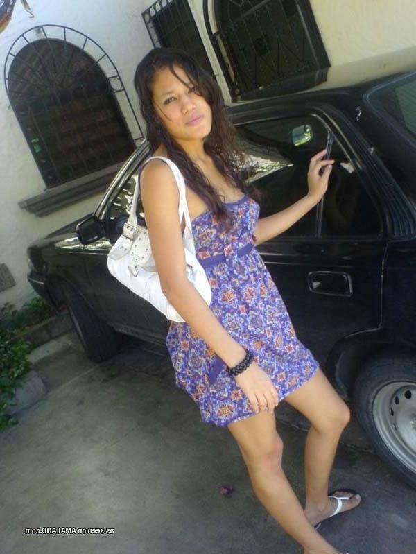 15P Picture selection of a steamy hot sexy amateur non-nude cutie