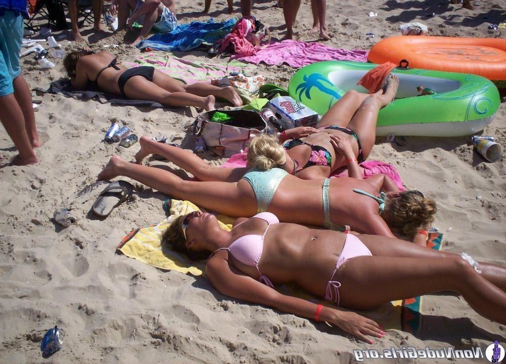 20P Pictures of hot teens partying on spring break