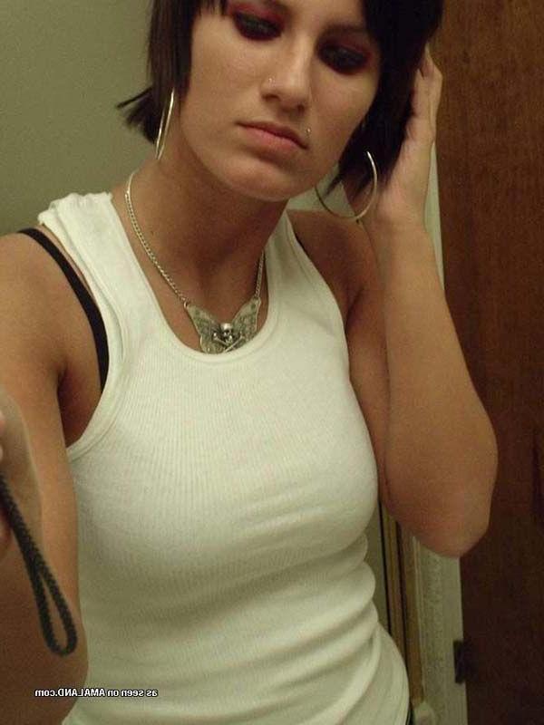 16P Pictures of hot and horny teens in front of the camera