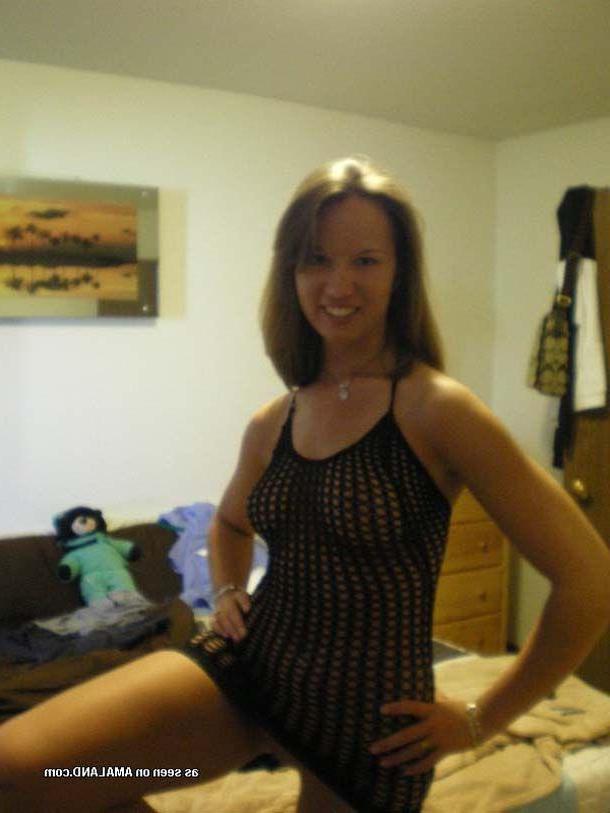 16P Pictures of hot and horny teens in front of the camera