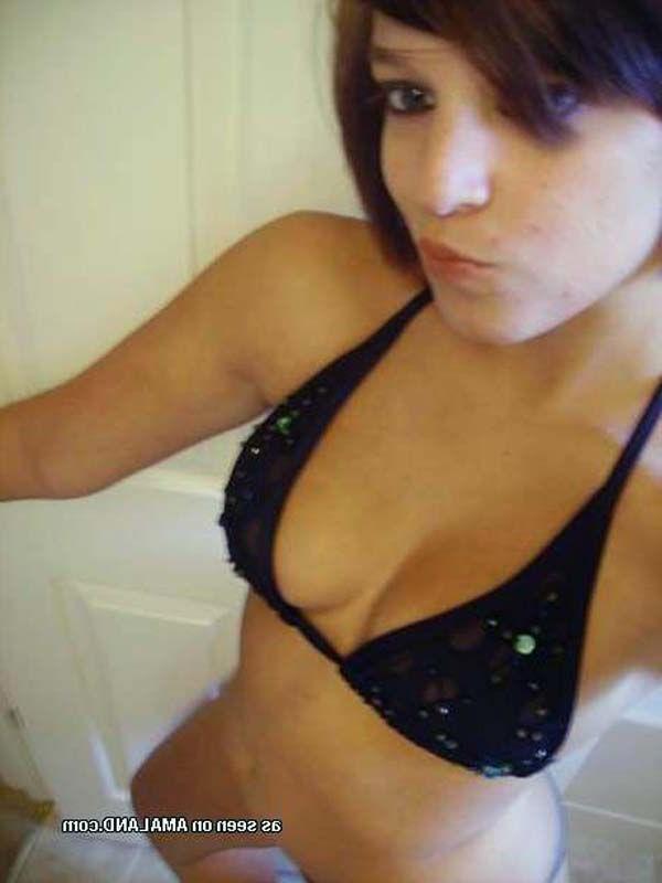 16P Pictures of hot girlfriends with cameras