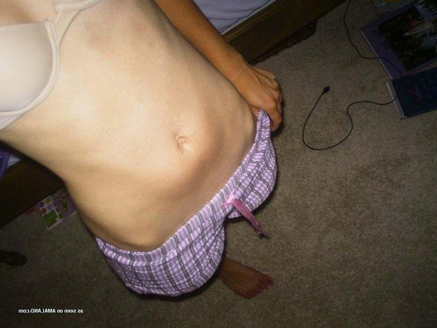 16P Pictures of hot girlfriends with cameras
