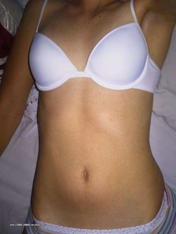 16P Pictures of hot girlfriends with cameras