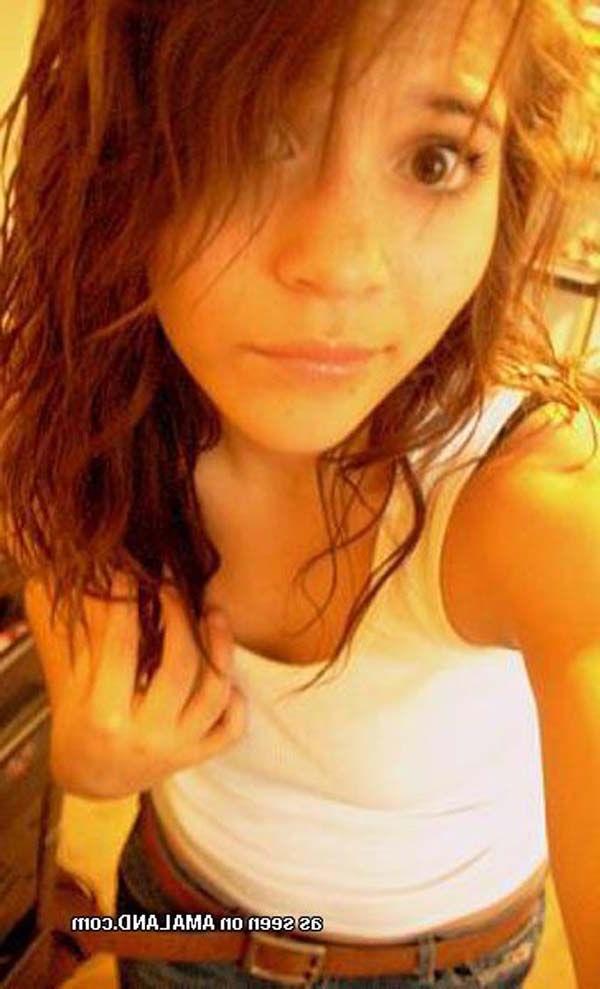 16P Pictures of hot teens with cameras and mirrors