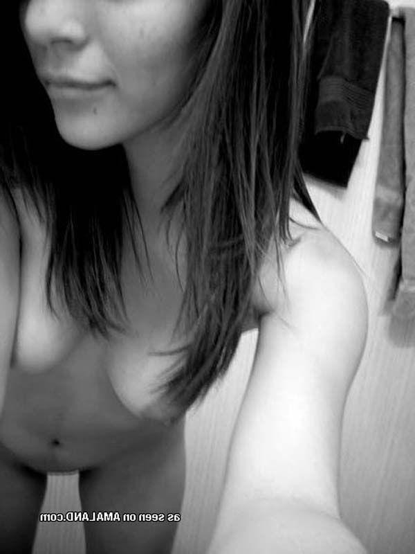 16P Pictures of hot teens with cameras and mirrors