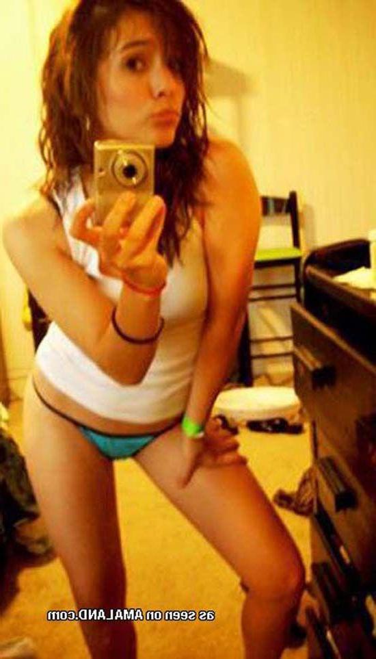 16P Pictures of hot teens with cameras and mirrors