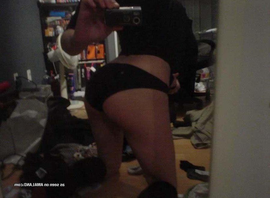 16P Pictures of hot teen girlfriends taking pics of themselves