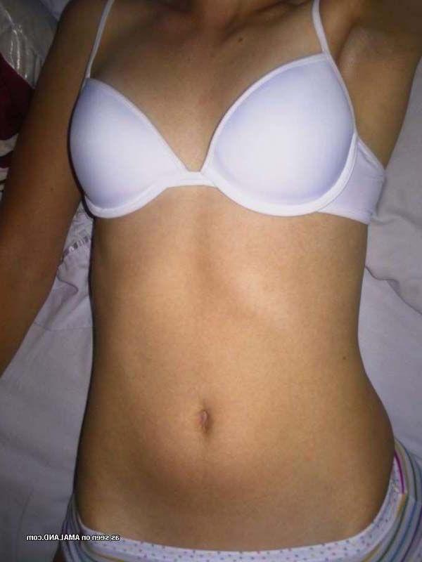 16P Pictures of hot teen girlfriends taking sexy pics of themselves