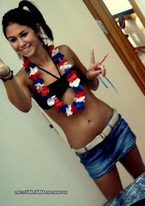 16P Pictures of hot teen girlfriends taking sexy pics of themselves
