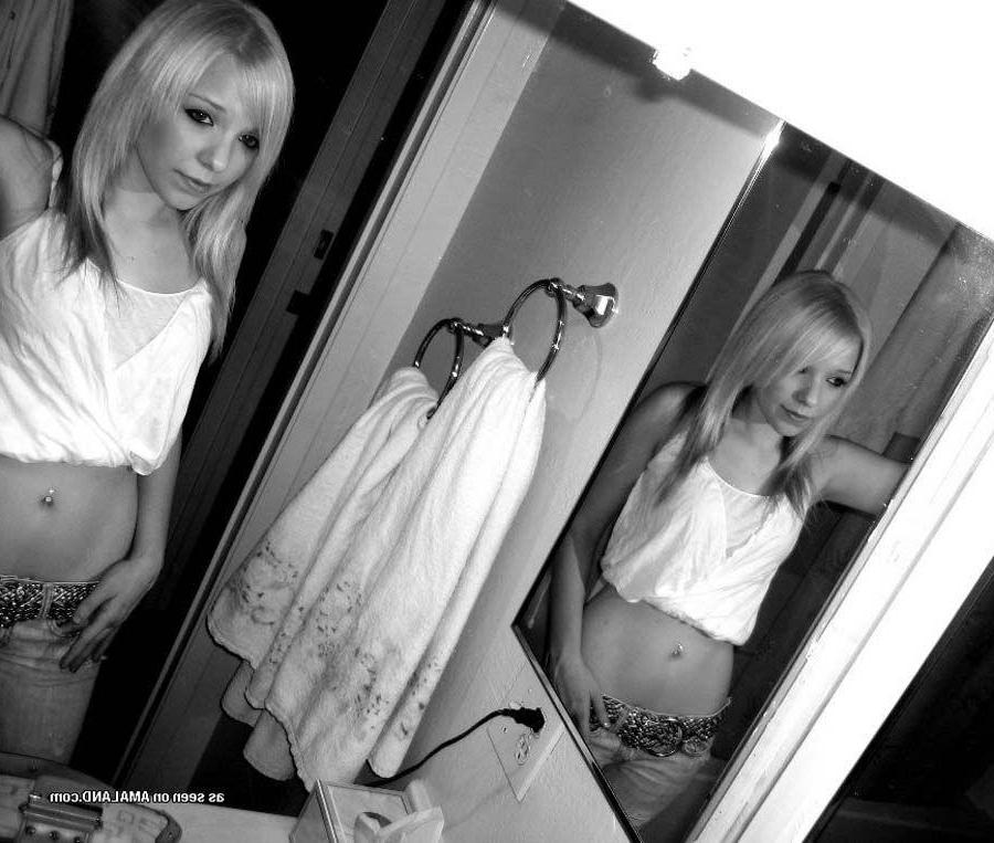 16P Pictures of hot girlfriends taking nude pics of themselves