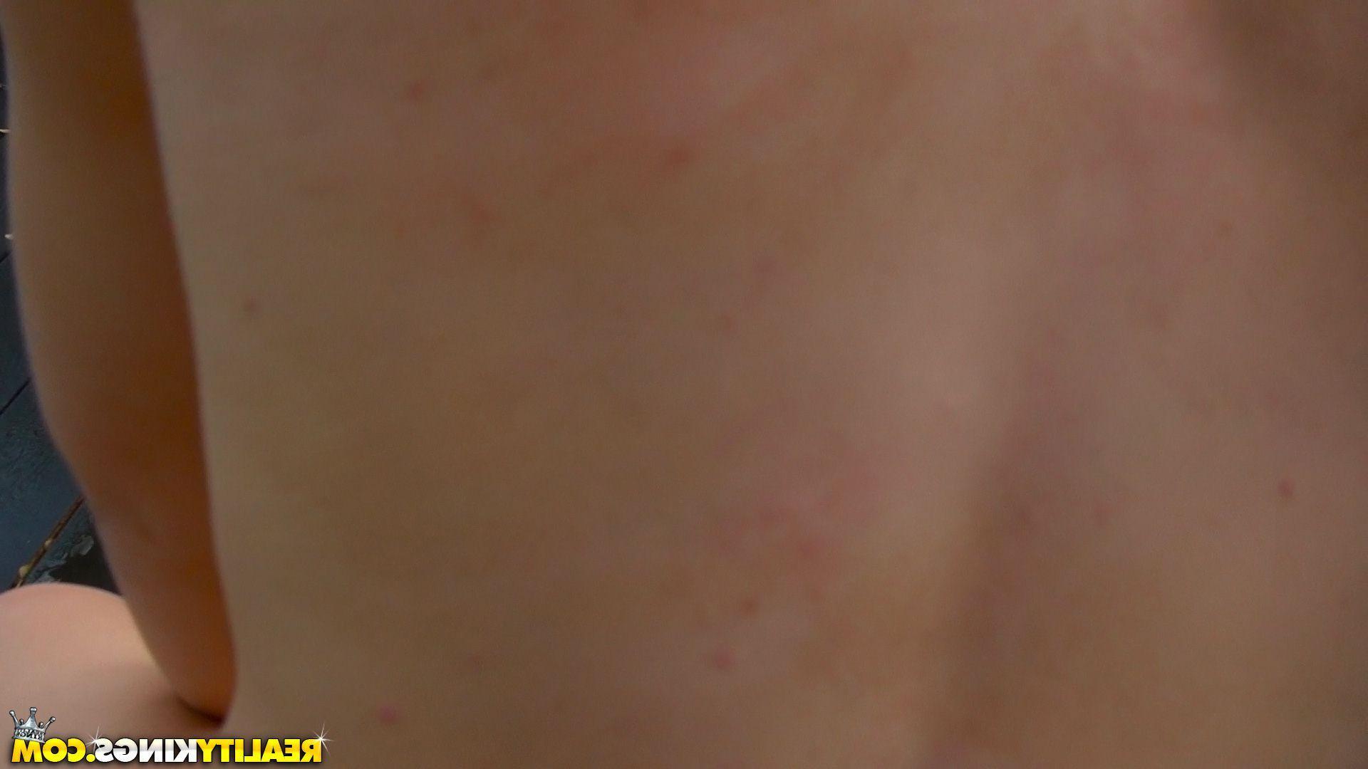 20P Amateur girl Sabrina Knoxville fucks a stranger for cash