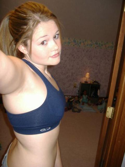 15P Pictures of hot teen coeds getting naughty
