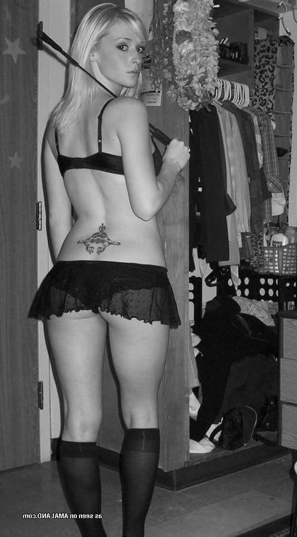 15P Pics of hot girlfriends getting festive