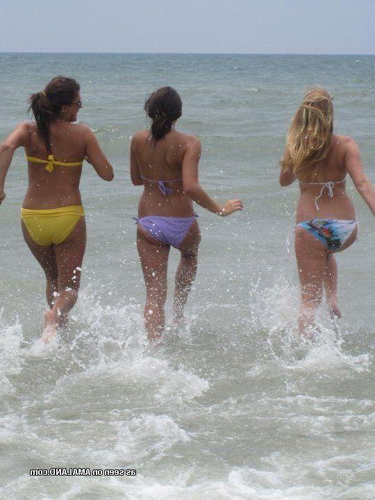 15P Pictures of hot girlfriends stripping on camera