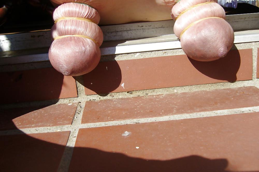 16P Saggy Udders Hangers