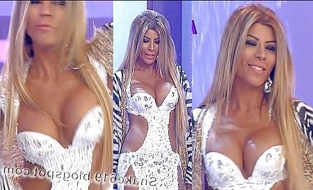25P Turkish belly dancer Nuran Sultan