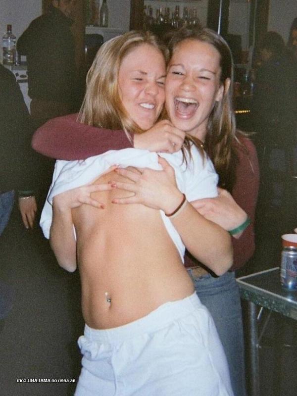 14P Pictures of hot girlfriends going lesbian on camera